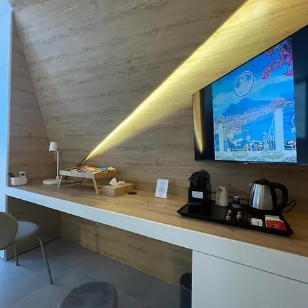 Space Tower נאפולי