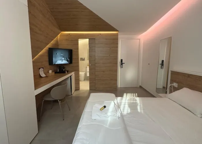 Space Tower Bed & Breakfast 4*