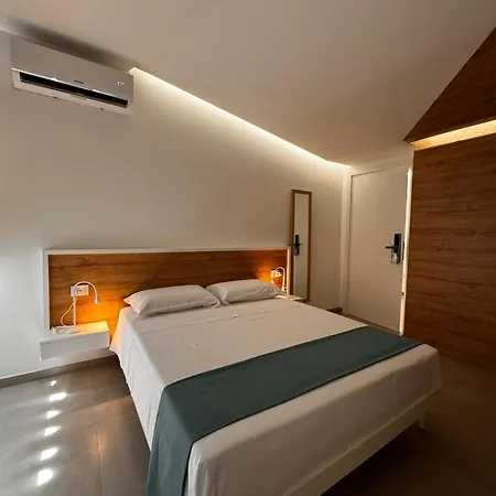 Space Tower Bed & Breakfast Naples