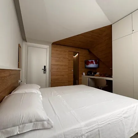 Bed & Breakfast Space Tower Naples