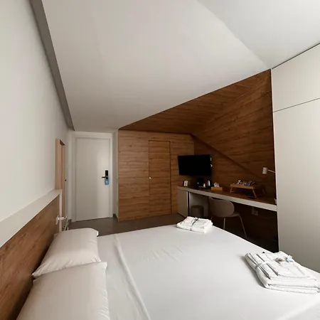 Space Tower Bed & Breakfast Napoli