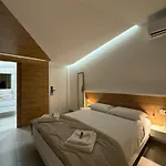 Space Tower Νάπολη