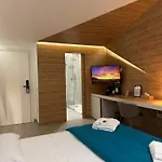 Bed and Breakfast Space Tower Νάπολη