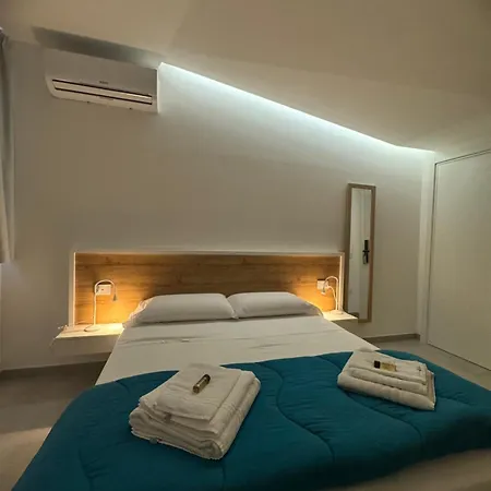 Space Tower Bed & Breakfast Neapol