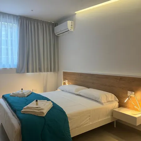 Couette-café Space Tower 4*